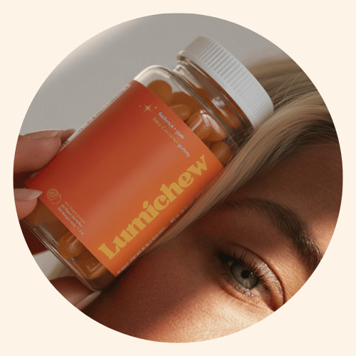 <h4><strong>Take 2 Radiance+ Gummies</strong></h4>